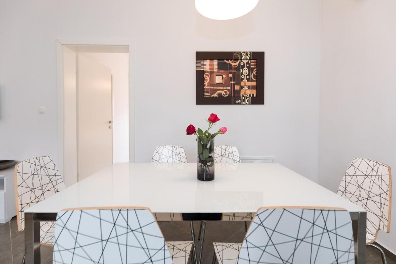 Apartmani Laura Krk 克尔克 外观 照片
